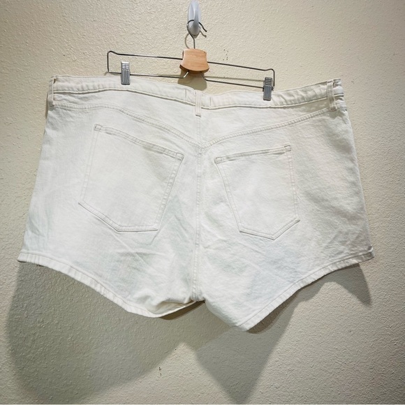 Abercrombie & Fitch Curve Love High Rise Mom Short 37/24 NWT - Picture 8 of 11